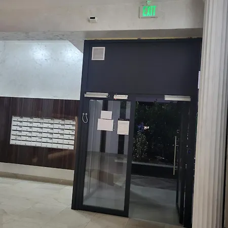 Address Апартаменти Бухарест